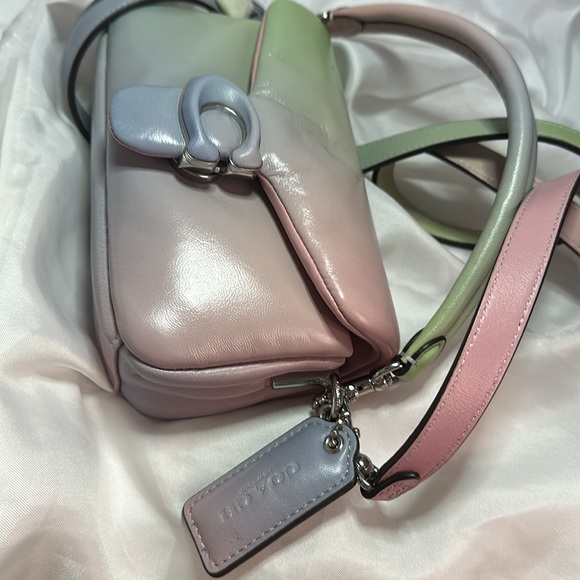 BNWT Coach Tabby 18 pistachio color - Picture 2 of 7